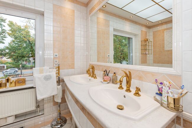 Badezimmer 1 OG